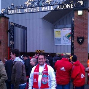 Meet your Posher, Efrain